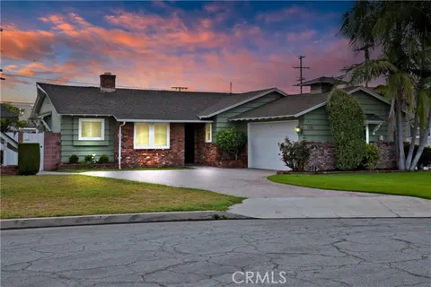 Jerilyn Lora Cunard, real estate agent in Riverside
