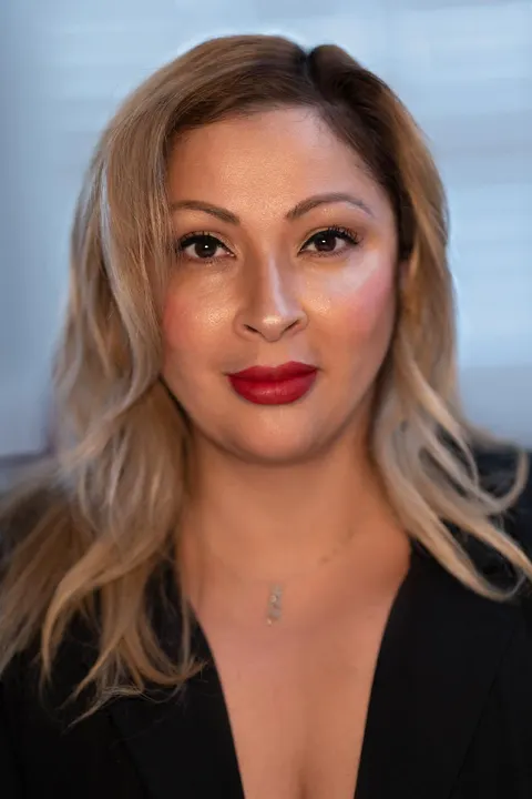 Martha Phoenix, real estate agent in Los Angeles