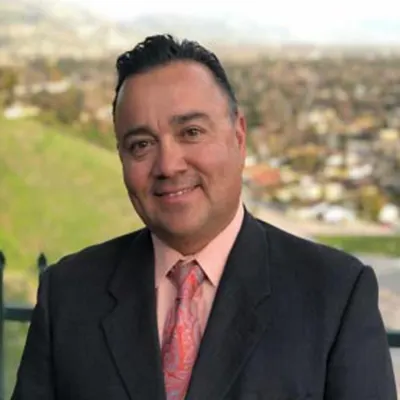 Ricky Hernandez, real estate agent in Long Beach