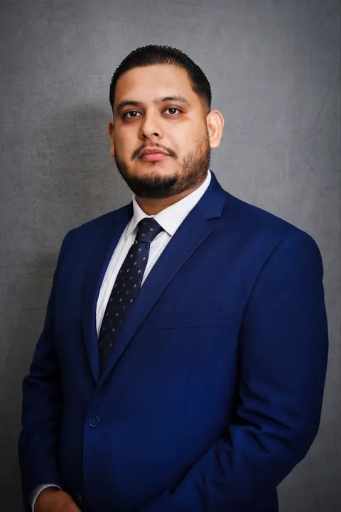 Darwin Palomar, real estate agent in Compton