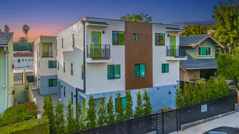 Joshua Vivanco, real estate agent in Los Angeles