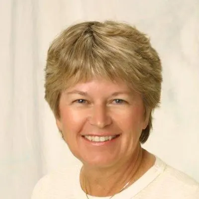 Julie Zetland, real estate agent in Dana Point
