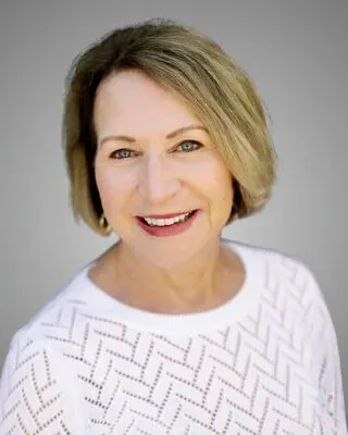 Julia Boynton, real estate agent in Tustin