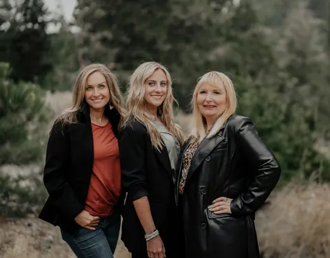 Gailmarie Bramlett, real estate agent in Lake Arrowhead