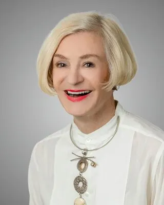 Lesslie Giacobbi, real estate agent in Villa Park