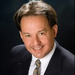 Ruben Gutierrez, real estate agent in Santa Ana