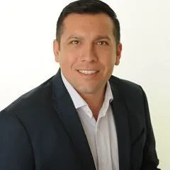 Osvaldo Beltran, real estate agent in Thermal