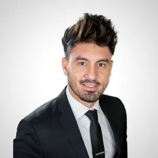 Cesar Diaz, real estate agent in San Bernardino