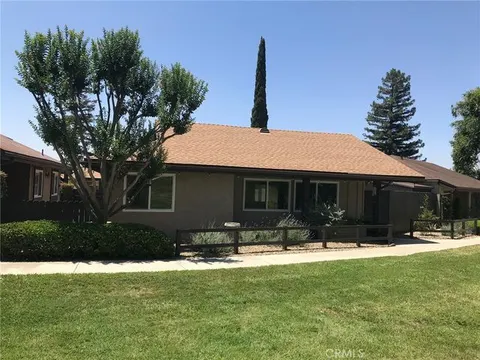 Erin Hart, real estate agent in Yucaipa