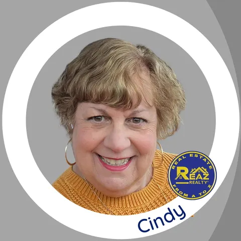 Cindy Hernandez, real estate agent in Banning