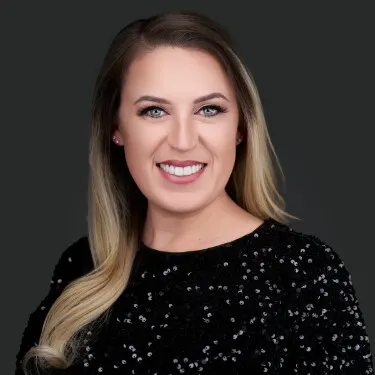 Brandi Howlett, real estate agent in Victorville