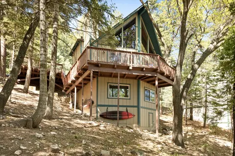 Adrian Sinden, real estate agent in Lake Arrowhead