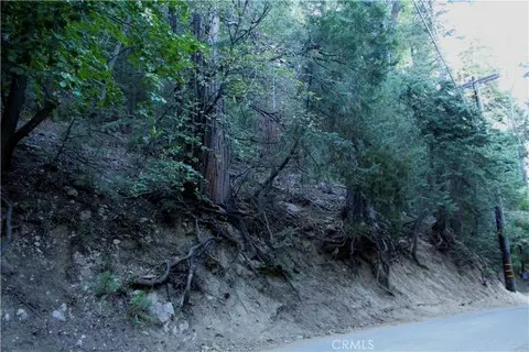 Vanessa Vega-Avendano, real estate agent in Lake Arrowhead