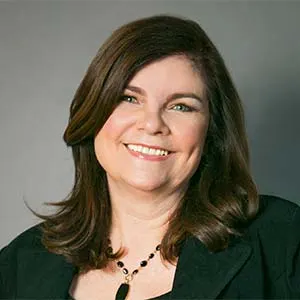 Teresa Metro, real estate agent in Lancaster