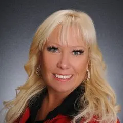 Rhonda Arnold, real estate agent in Lancaster