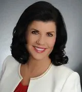 Leslie Gowin, real estate agent in Lancaster