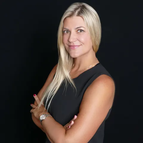Lisa Assouad, real estate agent in Westlake Village