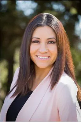 Jeanette Mayorga, real estate agent in Lancaster