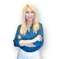 Victoria Mirisch, real estate agent in Chatsworth