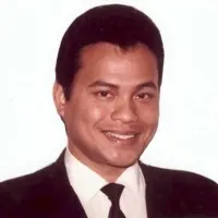 Surin Poommai, real estate agent in Panorama City