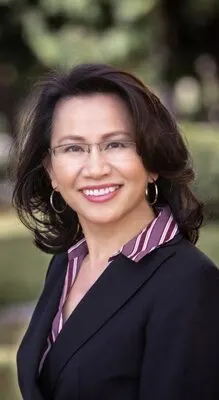 Pamela Tong, real estate agent in Huntington Beach