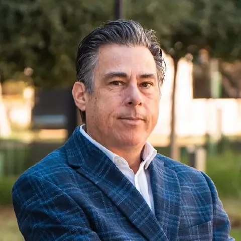 Mark Schwartz, real estate agent in Canyon Country