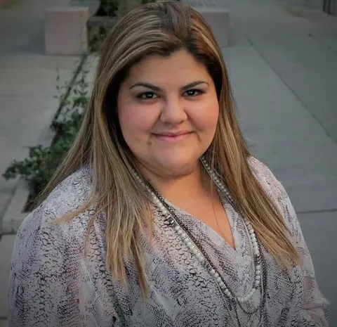 Diana Medina, real estate agent in Bakersfield