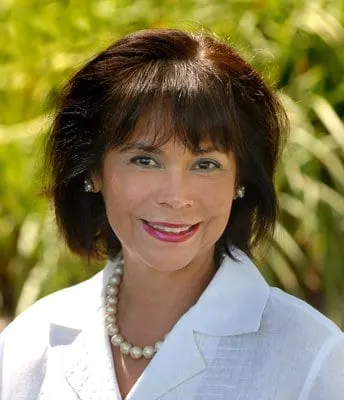 Guada Isomaki, real estate agent in Porter Ranch