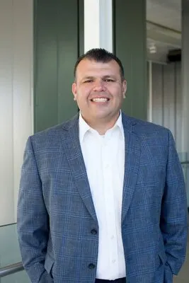 Jesse Perez, real estate agent in Van Nuys