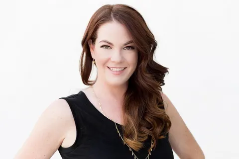 Jessica Carter, real estate agent in Agoura Hills