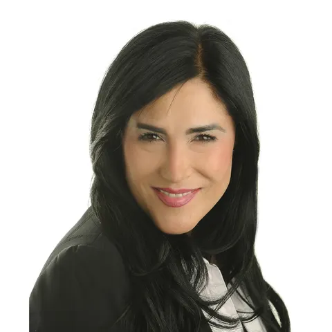 Victoria Orozco-Reynoso, real estate agent in Winnetka
