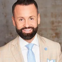 Jim Sandoval, real estate agent in Canoga Park