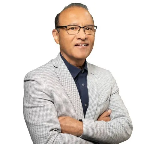 Fernando Morales, real estate agent in Palmdale