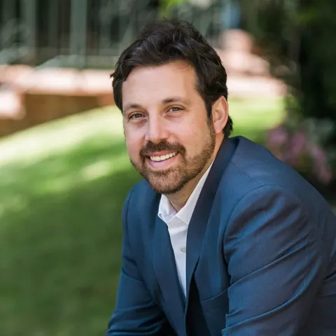 Nathaniel Pitchon-Getzels, real estate agent in West Hills