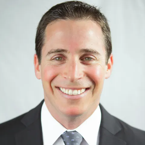 Warren Berzack, real estate agent in Camarillo