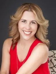 Carolyn Durazo, real estate agent in Canyon Country