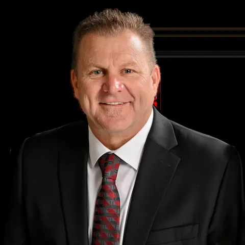 Brandon King, real estate agent in Newhall