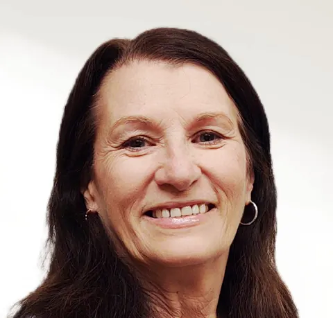 Susan Karns, real estate agent in Cathedral City