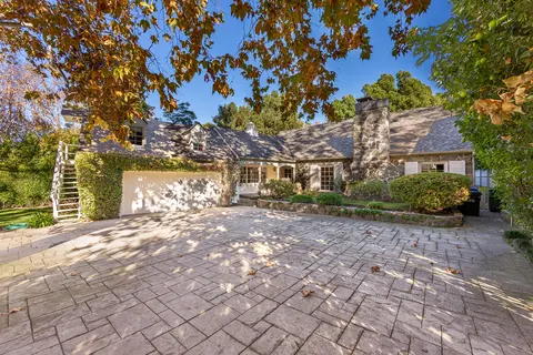 Mike Monteleone, real estate agent in Granada Hills
