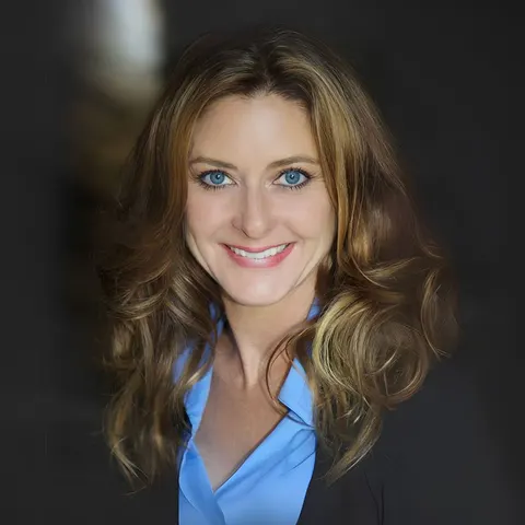 Alexa Broadbent, real estate agent in Simi Valley