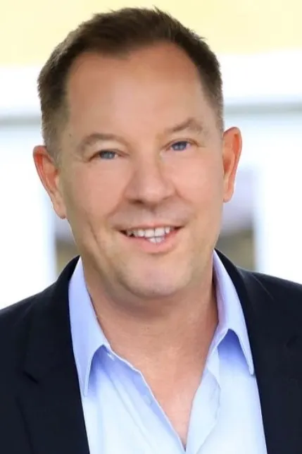 Barry Dantagnan, real estate agent in Sherman Oaks
