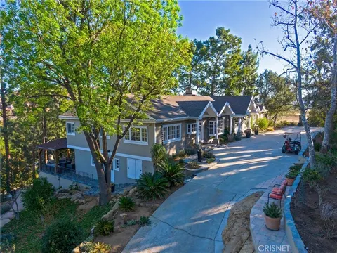 Debi Ardi, real estate agent in Porter Ranch