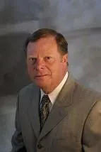 Robert Kellar, real estate agent in Canyon Country