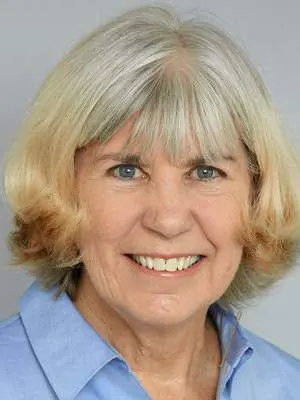 Mary Larson, real estate agent in Valencia
