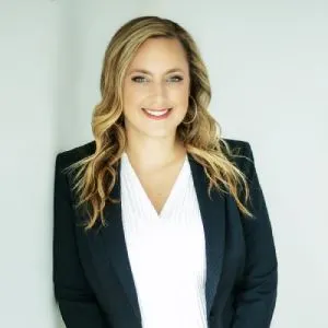 Roxanne Webber, real estate agent in Saugus