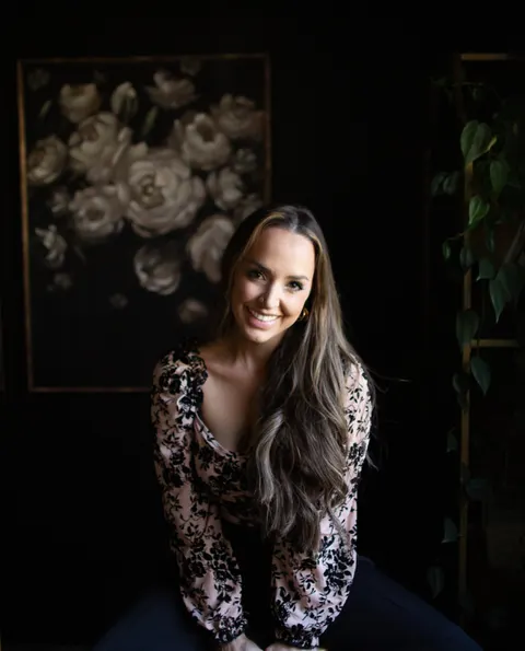 Caprice Parry, real estate agent in Coarsegold