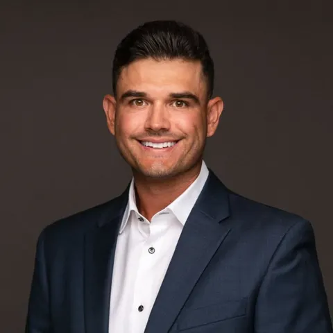 Tyson Perez, real estate agent in Fresno