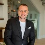 Jack Holwahjian, real estate agent in Pasadena