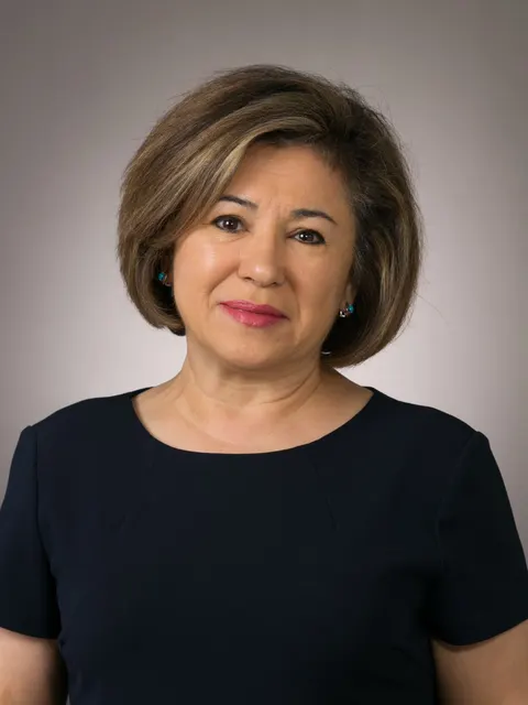 Carmen Arom, real estate agent in Glendale