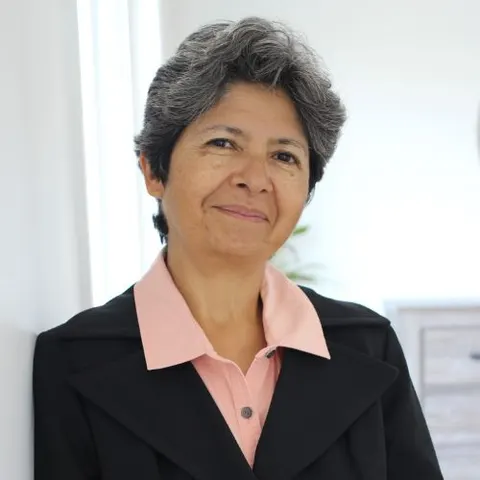 Carmen De La Torre Ugarte, real estate agent in Desert Hot Springs